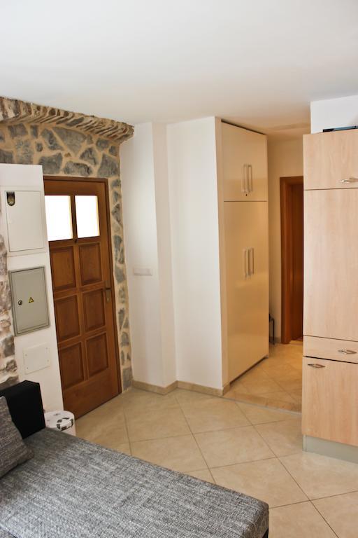 Apartment Leona Split Bilik gambar